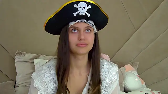 AlisaVersailles online show from October 16, 2025, 4:08 pm