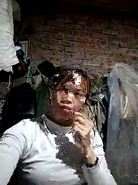   Ngoc20   online show from February 12, 2026, 12:44 pm