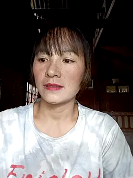 Mini3333 online show from October 17, 2025, 6:49 am