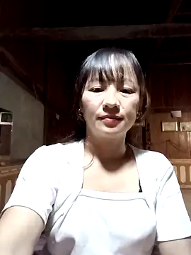 Mini3333 online show from October 17, 2025, 10:23 pm