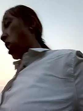 Mini3333 online show from April 5, 2026, 11:07 am