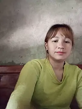 Mini3333 online show from May 18, 2026, 4:07 am