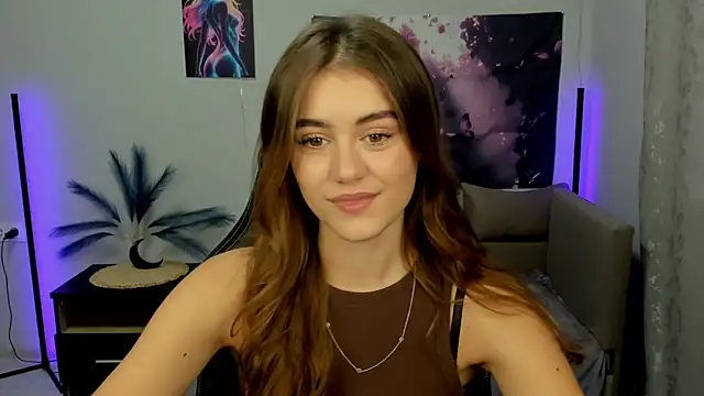 Snapshot of TracySpark chatting on October 7, 2025, 6:54 am TracySpark online show from October 7, 2025, 6:54 am