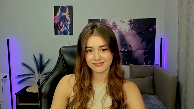 Snapshot of TracySpark chatting on October 8, 2025, 7:17 am TracySpark online show from October 8, 2025, 7:17 am