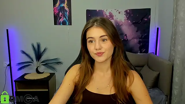 Snapshot of TracySpark chatting on October 24, 2025, 6:54 am TracySpark online show from October 24, 2025, 6:54 am