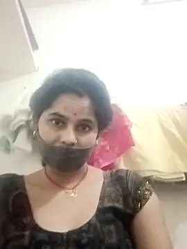 JULEE-740 online show from November 9, 2025, 3:38 am