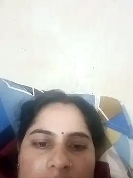 JULEE-740 online show from December 18, 2025, 4:24 pm