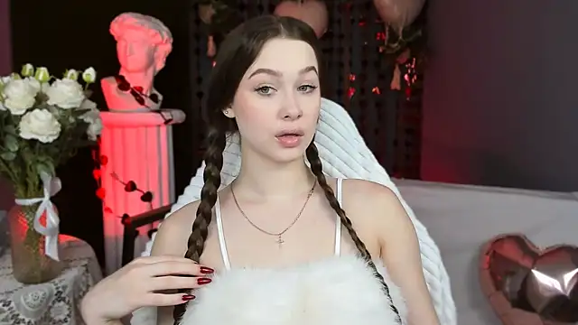 Snapshot of ArielSykes chatting on February 13, 2026, 9:33 pm ArielSykes online show from February 13, 2026, 9:33 pm