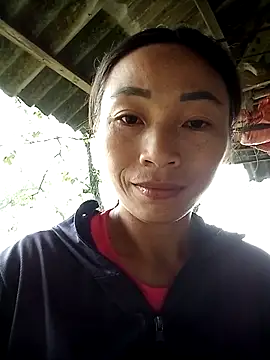 lucybaby00 online show from September 30, 2025, 9:36 am