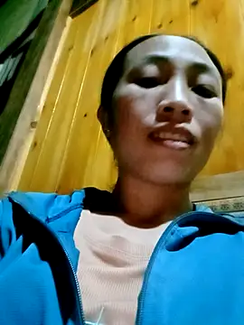 lucybaby00 online show from October 9, 2025, 10:46 am