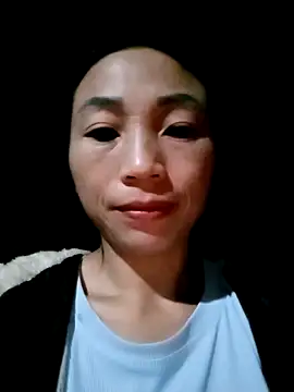 lucybaby00 online show from November 2, 2025, 11:29 pm