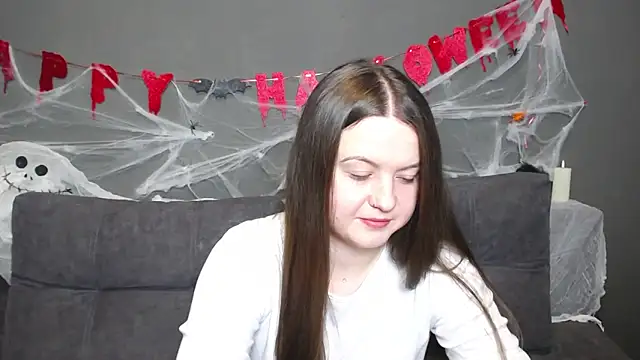 Snapshot of MavkaCute chatting on October 16, 2025, 6:31 pm MavkaCute online show from October 16, 2025, 6:31 pm