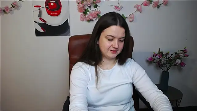 Snapshot of MavkaCute chatting on November 15, 2025, 7:32 pm MavkaCute online show from November 15, 2025, 7:32 pm