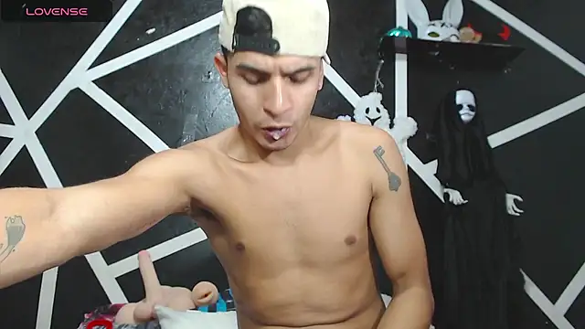 Angel latinboy online show from October 16, 2025, 7:59 pm