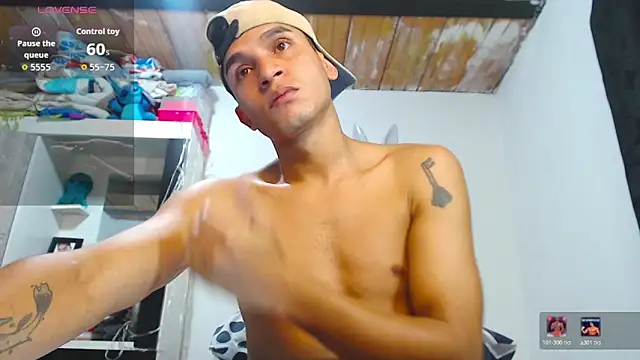 Angel latinboy online show from February 7, 2026, 2:10 pm