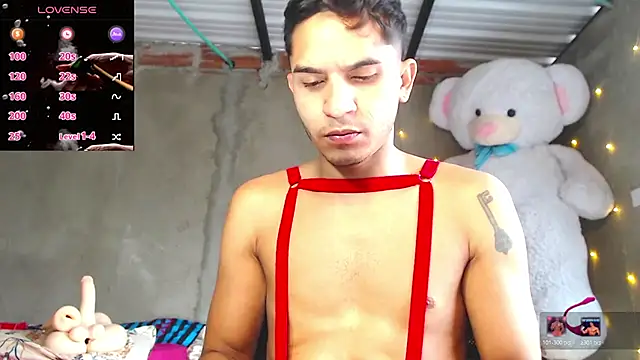 Angel latinboy online show from May 13, 2026, 1:19 pm