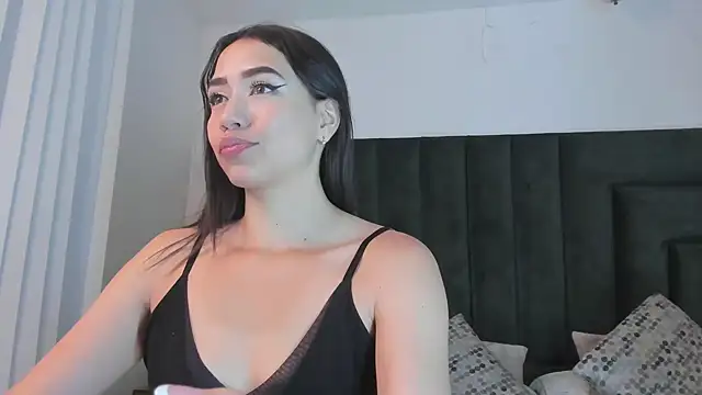 SaraWagner  online show from December 20, 2025, 1:56 am