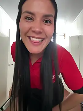 MacaW09 online show from February 19, 2026, 1:51 pm