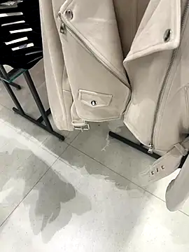 eddivad6974 online show from October 9, 2025, 3:10 pm