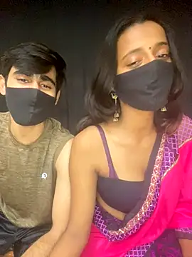 Joy Love Roxie online show from November 10, 2025, 7:57 pm