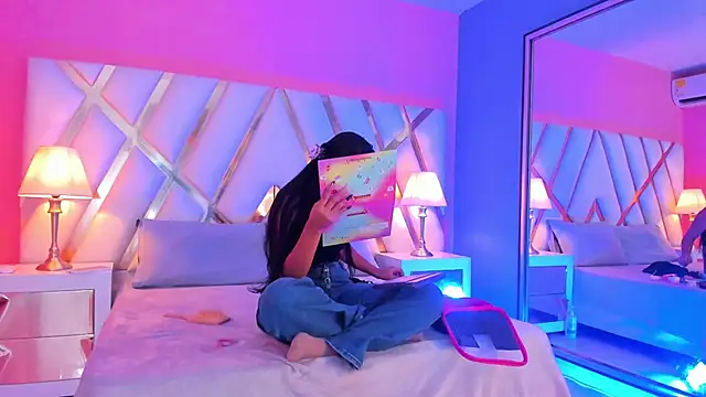 JadeeKhan online show from October 11, 2025, 7:56 pm