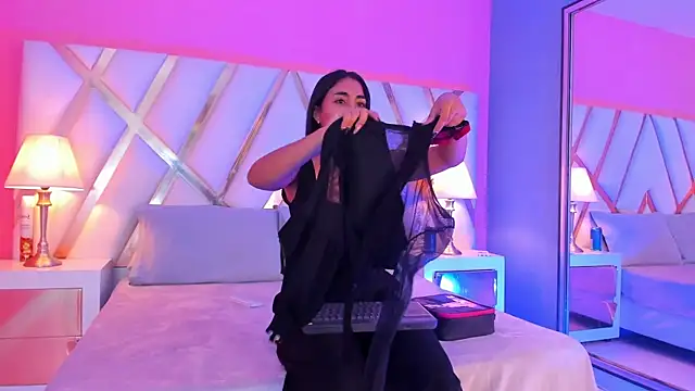 JadeeKhan online show from October 16, 2025, 9:05 pm