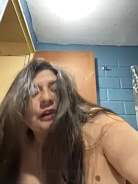 Snapshot of Tukatita69 chatting on October 5, 2025, 3:49 am Tukatita69 online show from October 5, 2025, 3:49 am