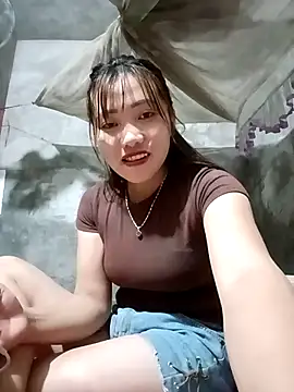 Snapshot of adbosa_00 chatting on September 27, 2025, 10:42 am adbosa 00 online show from September 27, 2025, 10:42 am