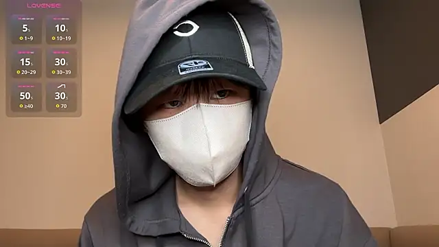 Snapshot of akkan_6868 chatting on November 26, 2025, 7:42 am akkan 6868 online show from November 26, 2025, 7:42 am