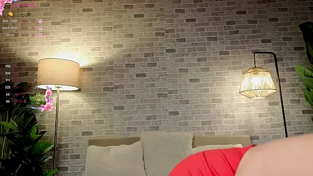 Snapshot of BabyyyLunaX chatting on October 4, 2025, 2:20 am BabyyyLunaX online show from October 4, 2025, 2:20 am