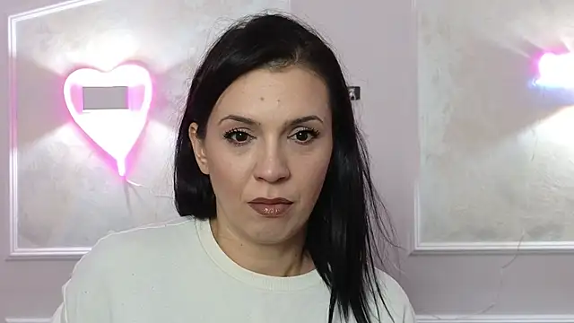 Snapshot of AlyaRei chatting on November 9, 2025, 7:34 pm AlyaRei online show from November 9, 2025, 7:34 pm