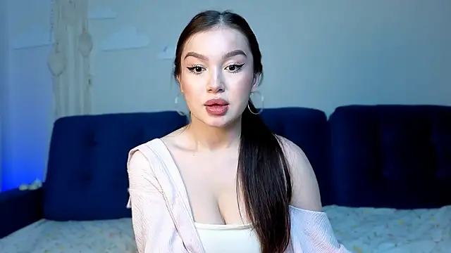 LexeeLuv online show from February 26, 2026, 11:04 pm