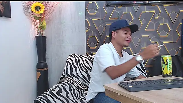 lord jamess  online show from September 26, 2025, 3:05 pm