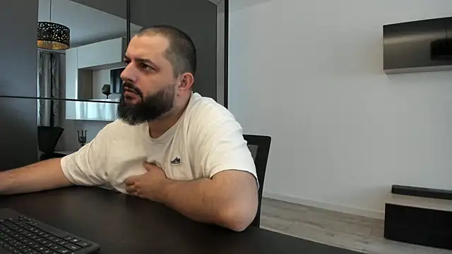 Snapshot of DravenPeak chatting on September 26, 2025, 6:28 am DravenPeak online show from September 26, 2025, 6:28 am