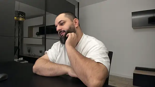 Snapshot of DravenPeak chatting on September 26, 2025, 7:29 pm DravenPeak online show from September 26, 2025, 7:29 pm