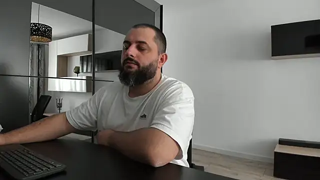 Snapshot of DravenPeak chatting on September 27, 2025, 12:21 pm DravenPeak online show from September 27, 2025, 12:21 pm