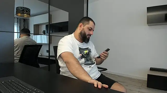 Snapshot of DravenPeak chatting on October 3, 2025, 10:01 am DravenPeak online show from October 3, 2025, 10:01 am