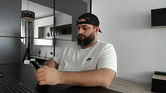 Snapshot of DravenPeak chatting on October 5, 2025, 11:08 am DravenPeak online show from October 5, 2025, 11:08 am