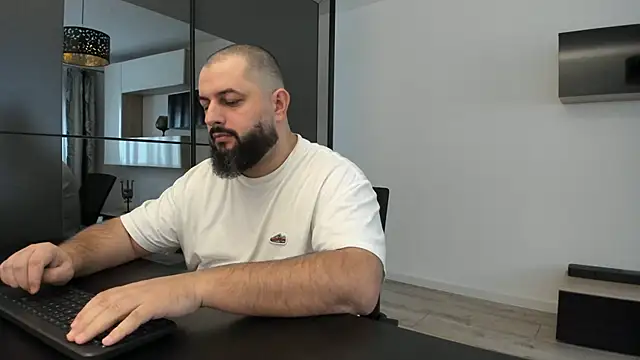 Snapshot of DravenPeak chatting on October 18, 2025, 11:11 am DravenPeak online show from October 18, 2025, 11:11 am