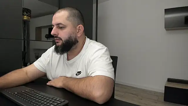 Snapshot of DravenPeak chatting on October 22, 2025, 7:57 pm DravenPeak online show from October 22, 2025, 7:57 pm