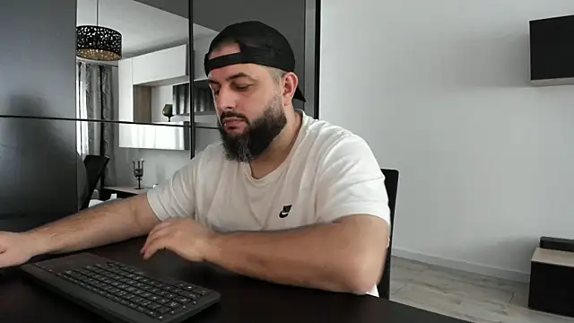 Snapshot of DravenPeak chatting on October 26, 2025, 10:32 am DravenPeak online show from October 26, 2025, 10:32 am