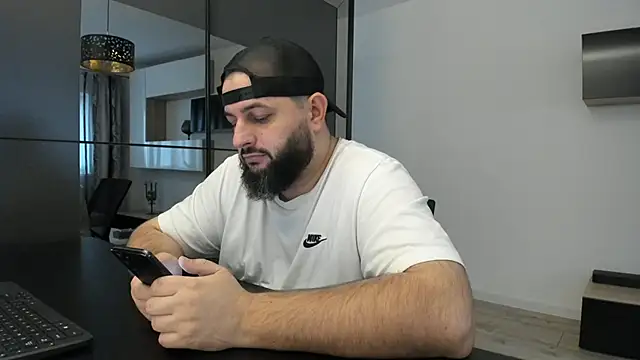 DravenPeak online show from November 19, 2025, 12:05 pm