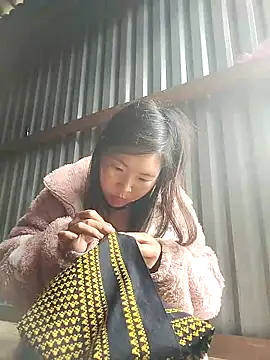 vivi cute online show from September 27, 2025, 8:41 am