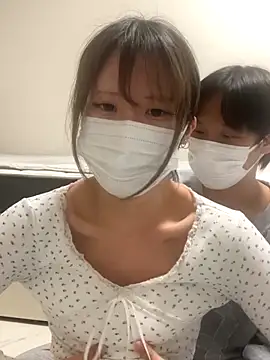 Snapshot of reon_reonreon chatting on November 11, 2025, 6:57 am reon reonreon online show from November 11, 2025, 6:57 am