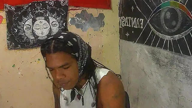 dariana fire online show from November 18, 2025, 1:04 pm