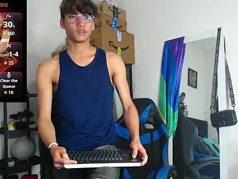 Gael Jones online show from September 12, 2025, 5:07 am