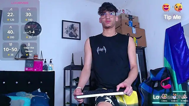 Gael Jones online show from October 2, 2025, 2:51 am