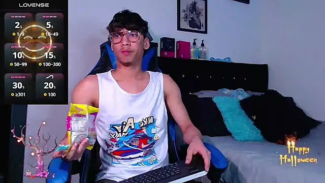 Gael Jones online show from October 21, 2025, 6:25 am