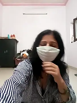 Snapshot of BITEXBABYlove chatting on October 27, 2025, 2:04 am BITEXBABYlove online show from October 27, 2025, 2:04 am