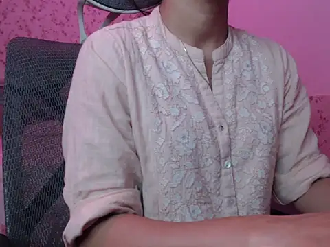 snow white123 online show from October 16, 2025, 8:10 pm